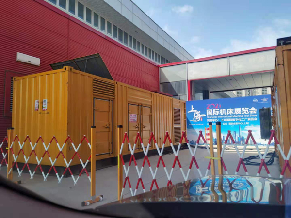 潢川发电车出租-发电机无电压或电压太低怎么办？